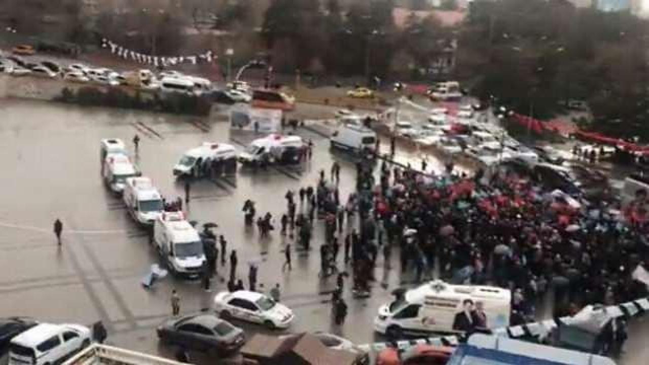 Akşener'in Erzurum mitingine düşük katılım