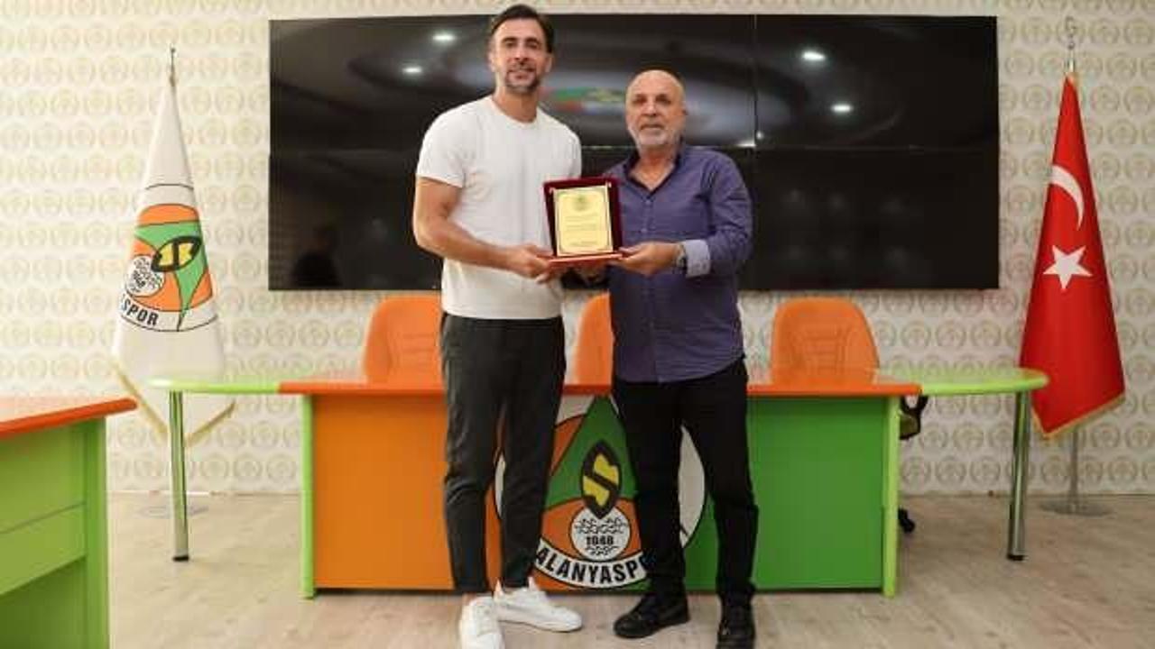 Alanyaspor'da ayrılık resmen açıklandı!