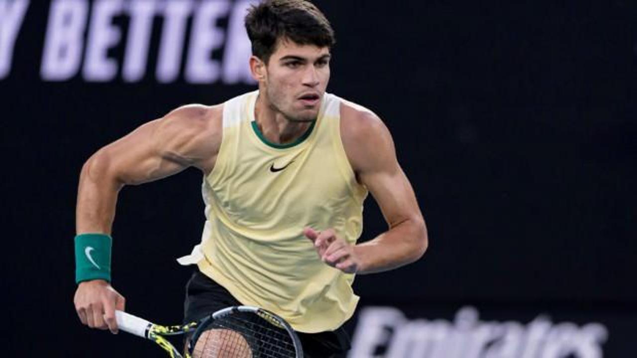 Alcaraz ve Zverev çeyrek finale yükseldi