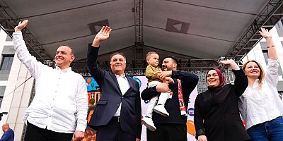 Ali Asaf İçin Binlerce Balon Gökyüzüne Bırakıldı!