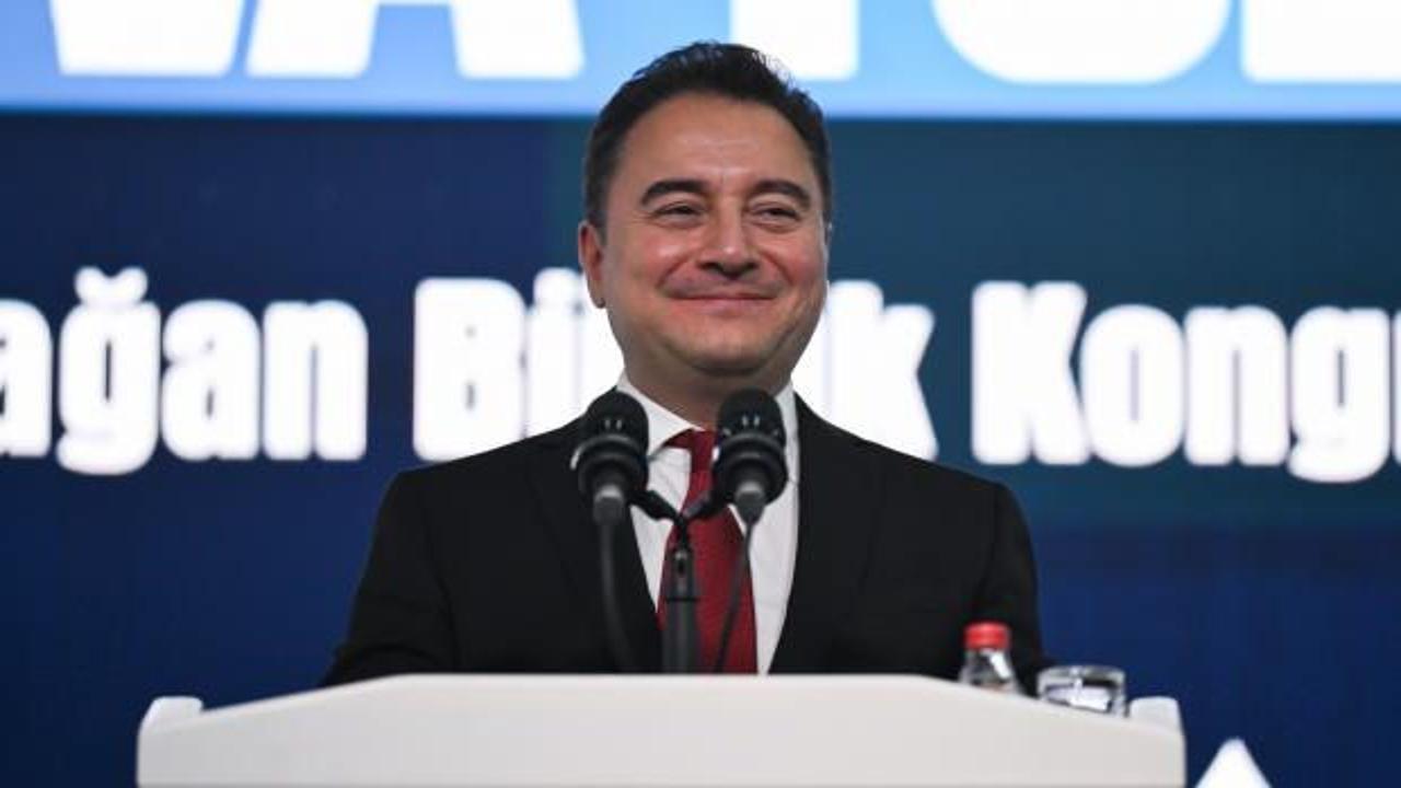 Ali Babacan yeniden seçildi! Muhalefete yüklendi! iş birliği mesajı verdi