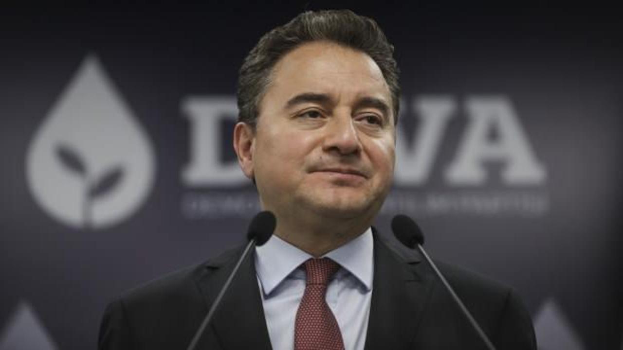Ali Babacan'ın basın danışmanı istifa etti