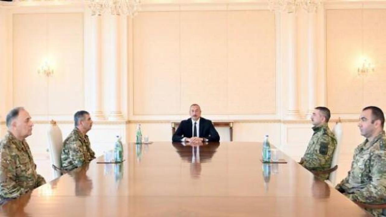 Aliyev, komutanlarla Ermenistan'ın provokasyonlarını görüştü
