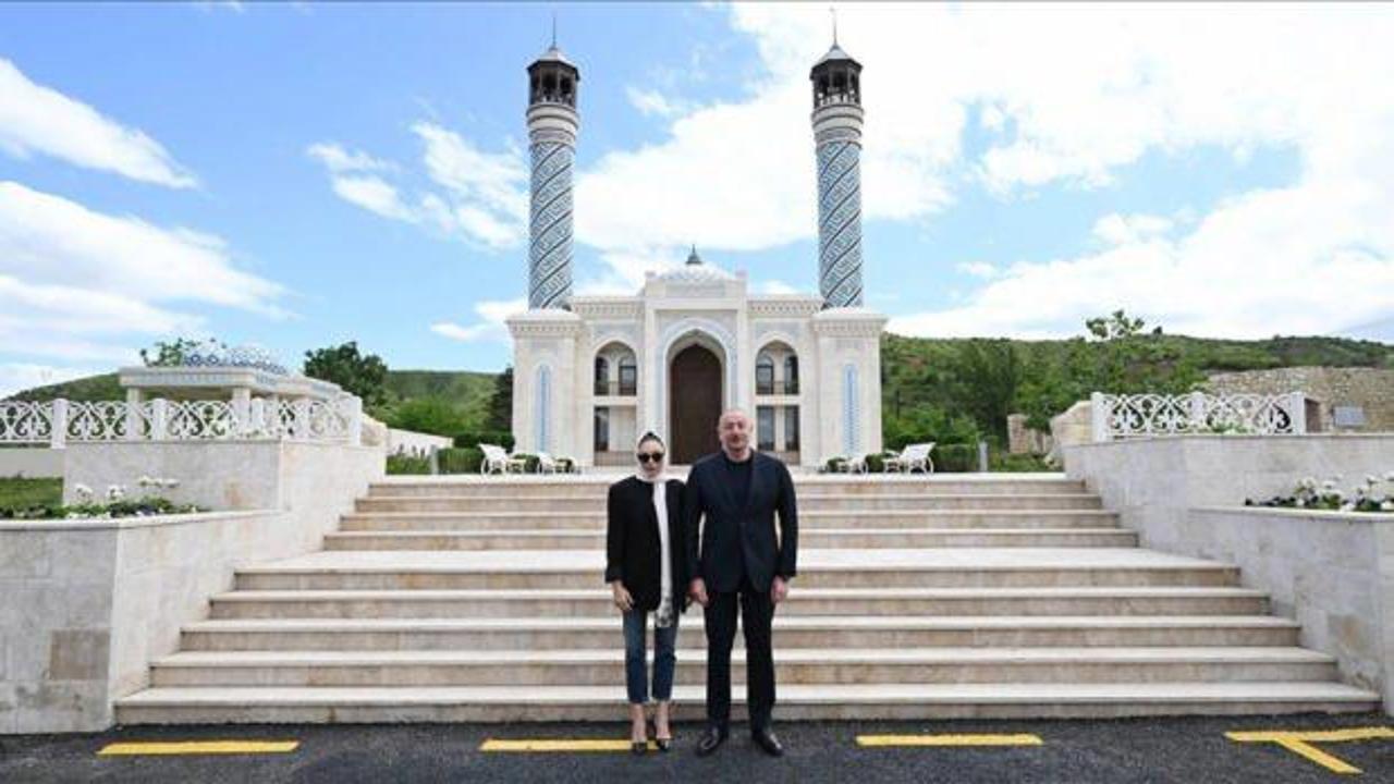 Aliyev, Zengilan'da yeni inşa edilen caminin açılışını yaptı
