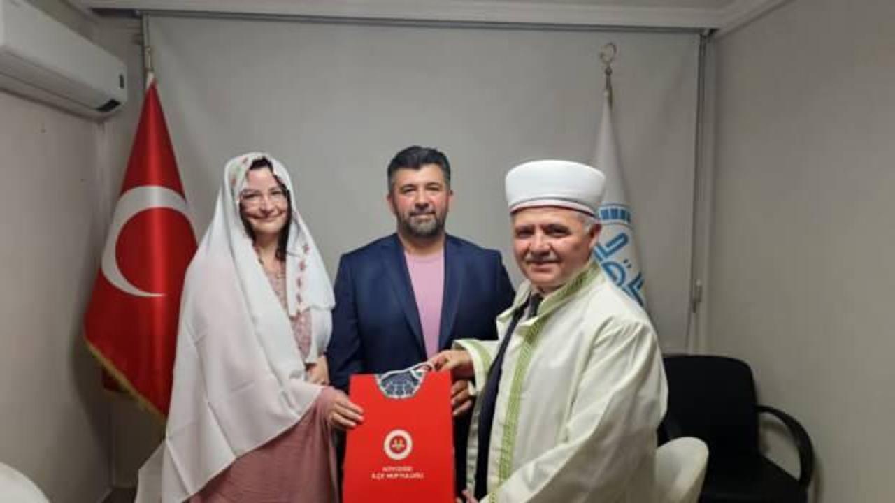 Alman hemşire Muğla'da müslüman oldu