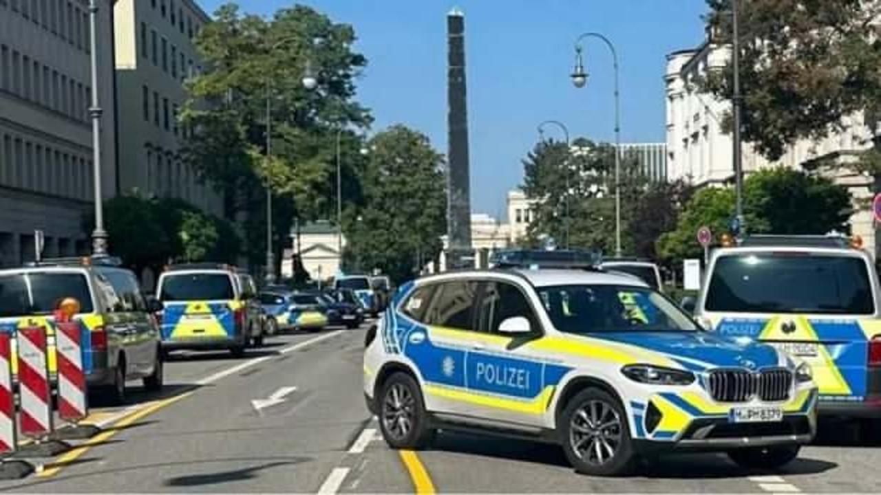 Alman polisinden İsrail Başkonsolosluğunun önündeki eyleme müdahale
