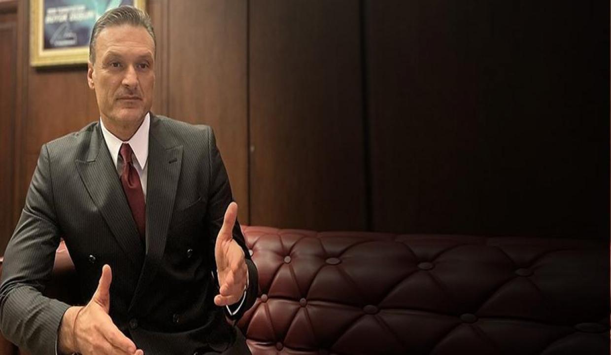 Alpay Özalan: 2 imza atan 1 yıl men edilecek!