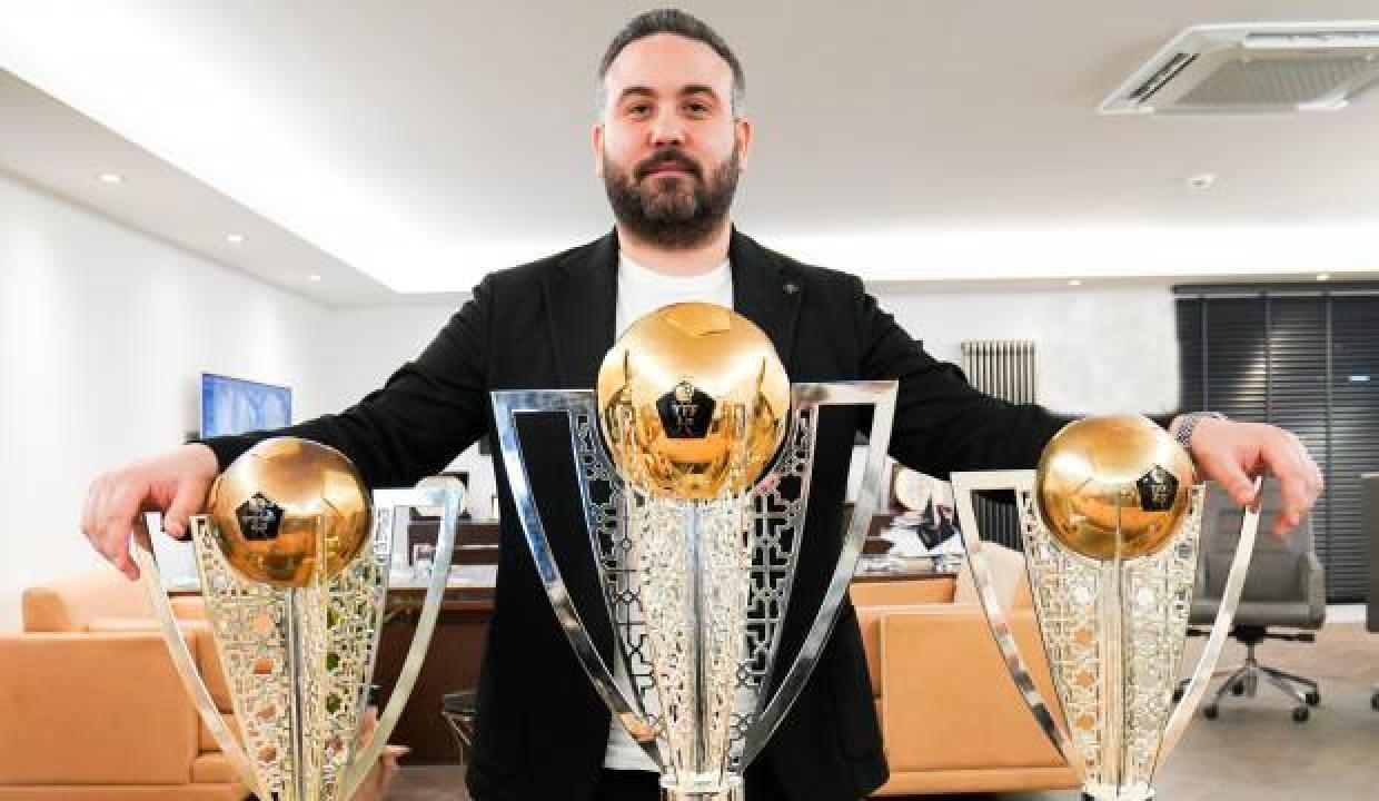 Altay Başkanı Özgür Ekmekçioğlu istifa etti