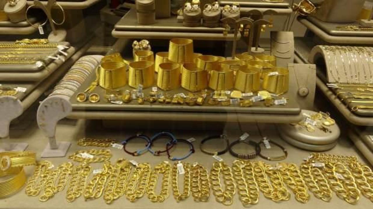 Altının gram fiyatı düşünce kuyumcular hareketlendi
