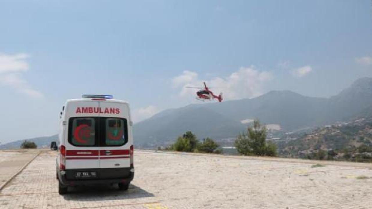 Ambulans helikopter prematüre bebek için havalandı