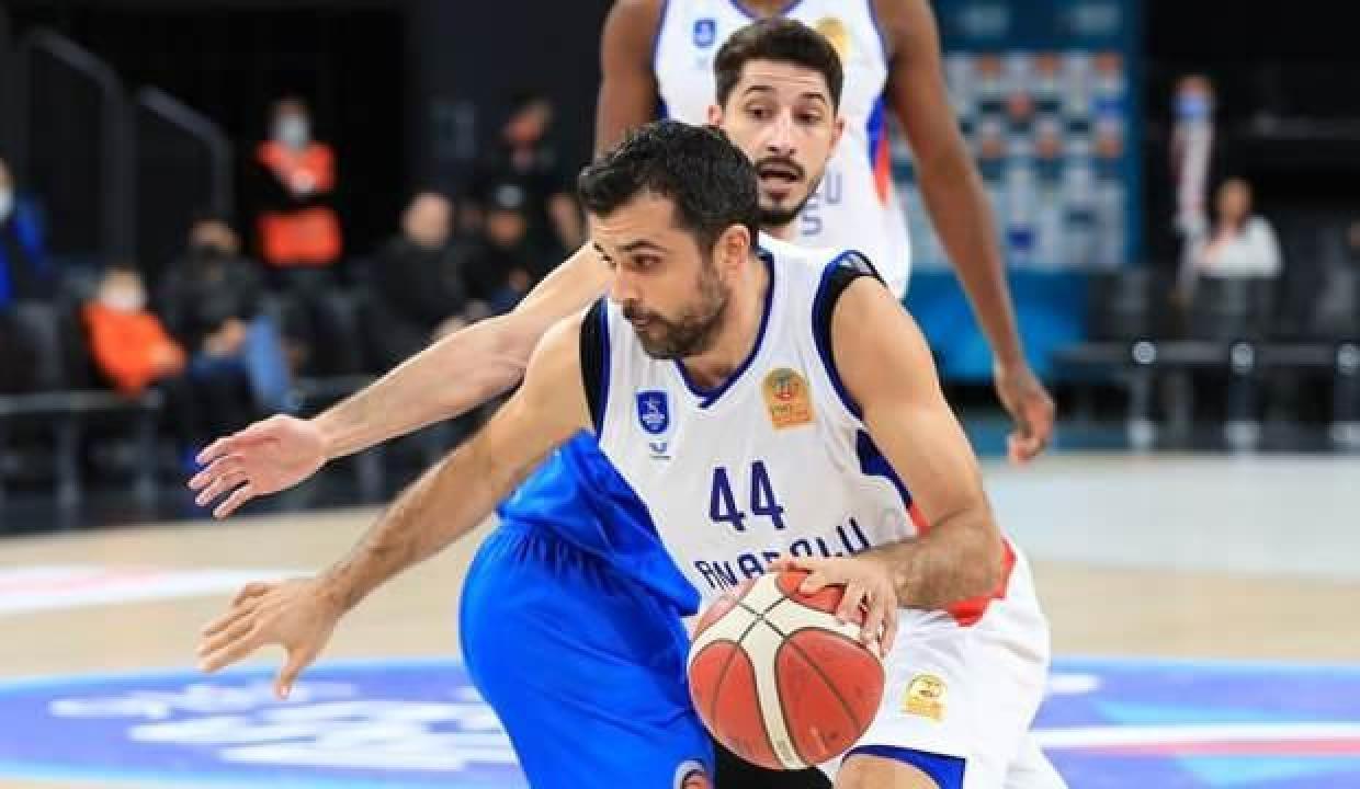 Anadolu Efes, erteleme maçında kaybetti