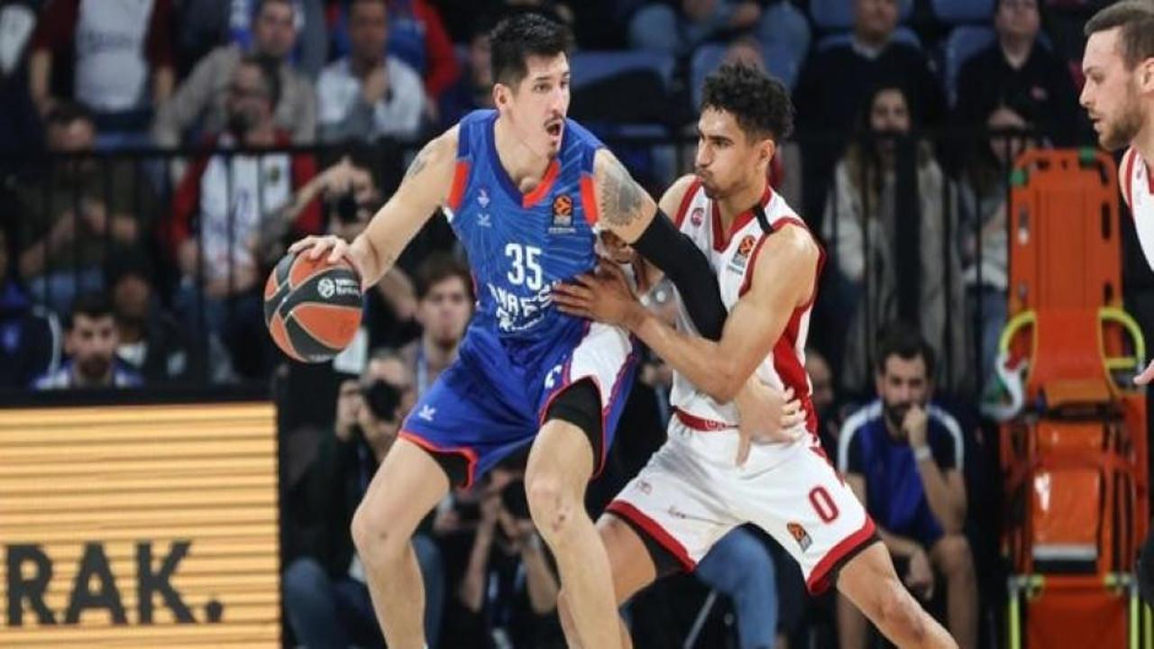 Anadolu Efes Milano'ya geçit vermedi
