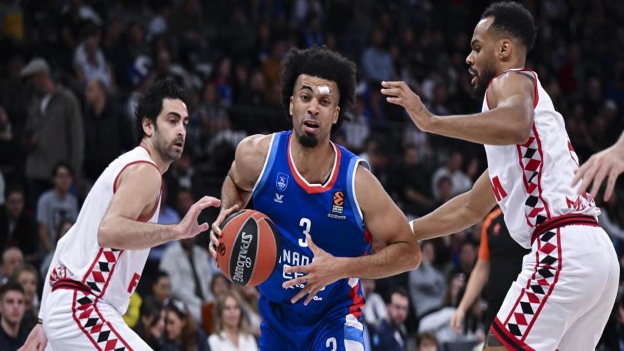 Anadolu Efes, Monaco karşısında sonunu getiremedi