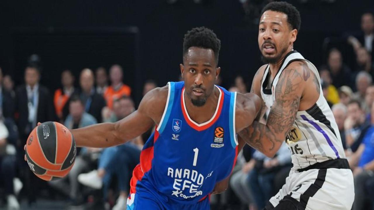 Anadolu Efes, Partizan'ı 9 sayıyla devirdi