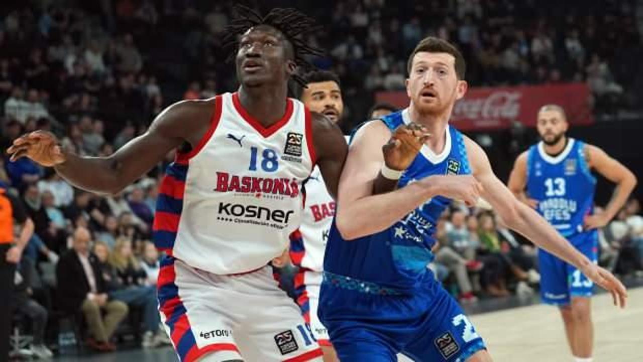 Anadolu Efes'ten Baskonia'ya farklı tarife