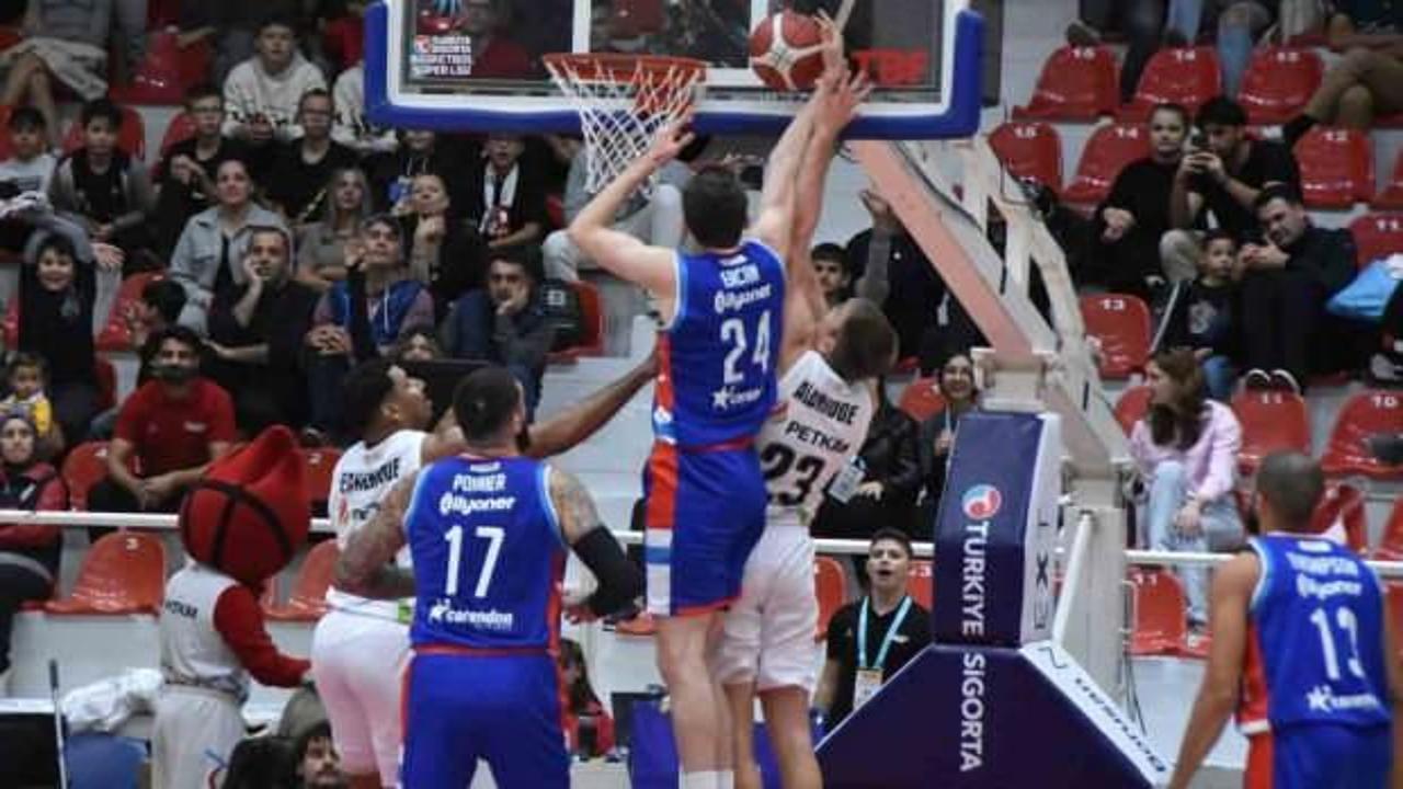 Anadolu Efes'un konuğu Monaco