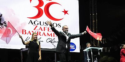ANCAKTEPE’DE ÇİFTE COŞKU: 30 AĞUSTOS VE CEZA KONSERİ