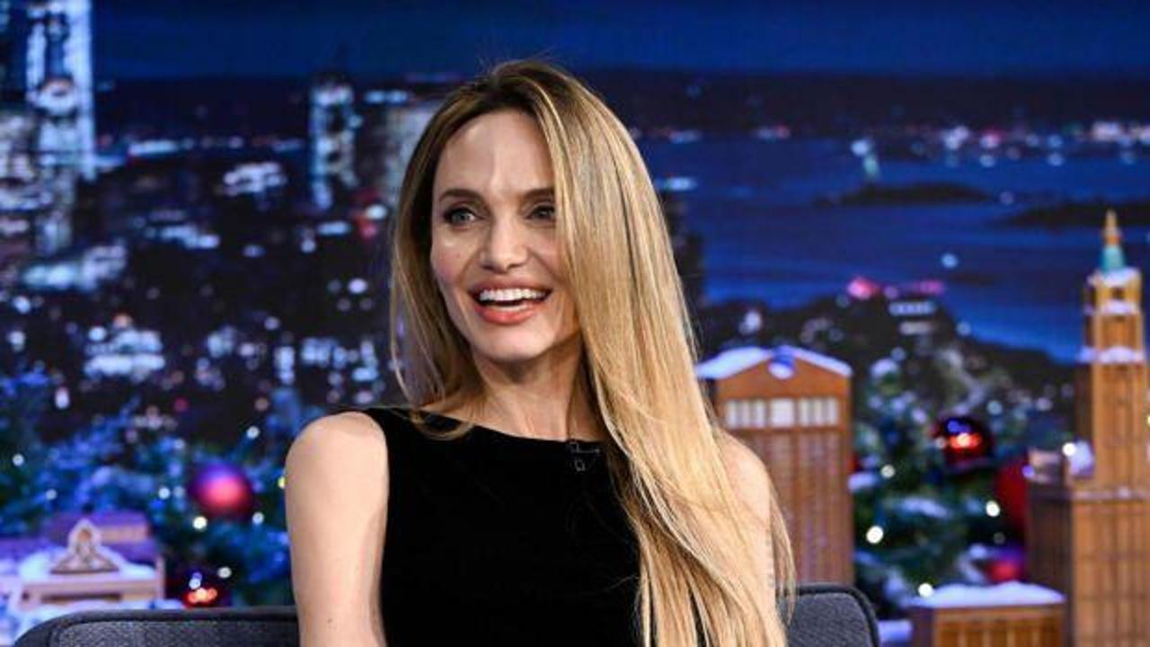 Angelina Jolie'nin asıl mesleği ortaya çıktı! Oyunculukla alakası yok