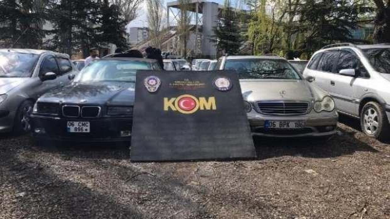 Ankara merkezli 45 ildeki 'Kontak' operasyonunda gözaltı sayısı 221 oldu