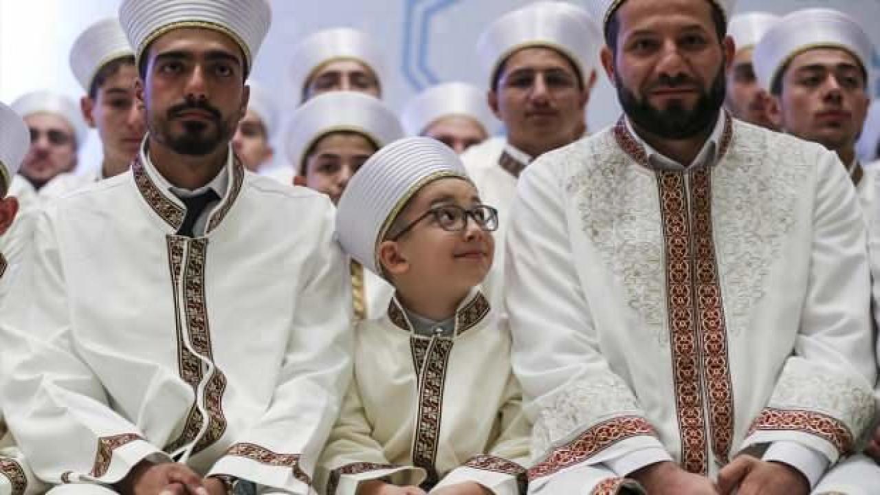 Ankara'da 101 hafızın gurur günü: İcazetlerini aldılar