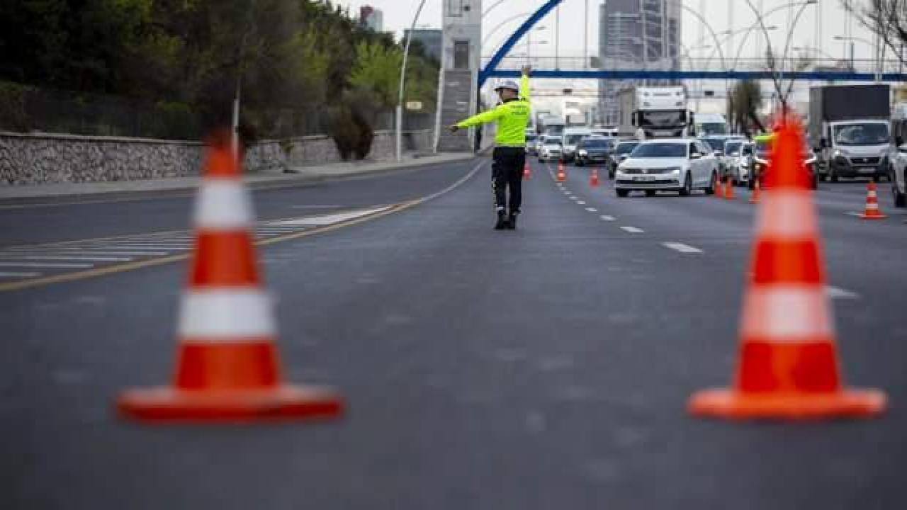 Ankara'da bugün bazı yollar trafiğe kapatılacak