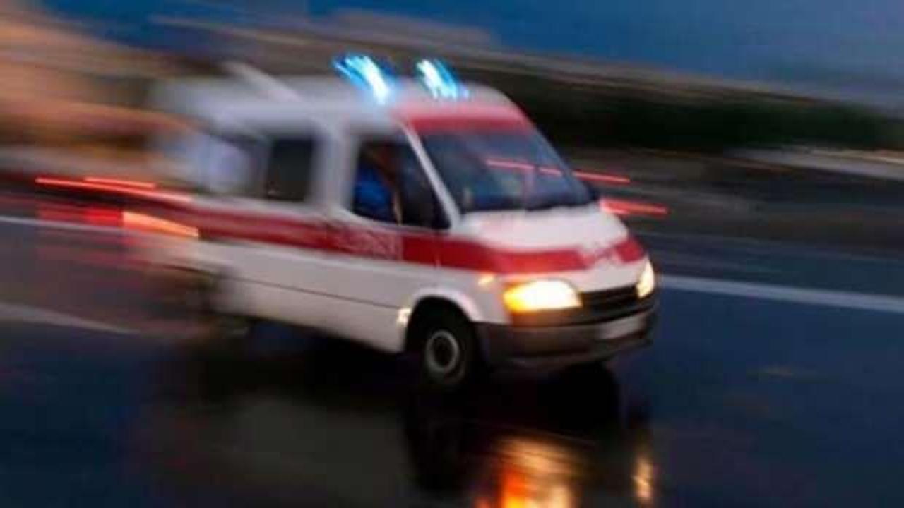 Antalya'da feci kaza: Otomobille çarpışan motosikletteki 2 genç öldü!