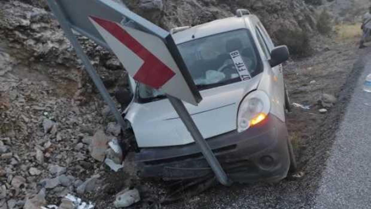 Antalya’da trafik kazası: 2 yaralı