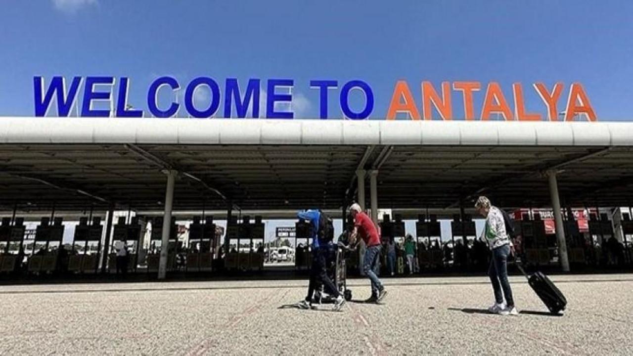 Antalya'ya 7 ayda 8 milyon 184 bin 89 turist