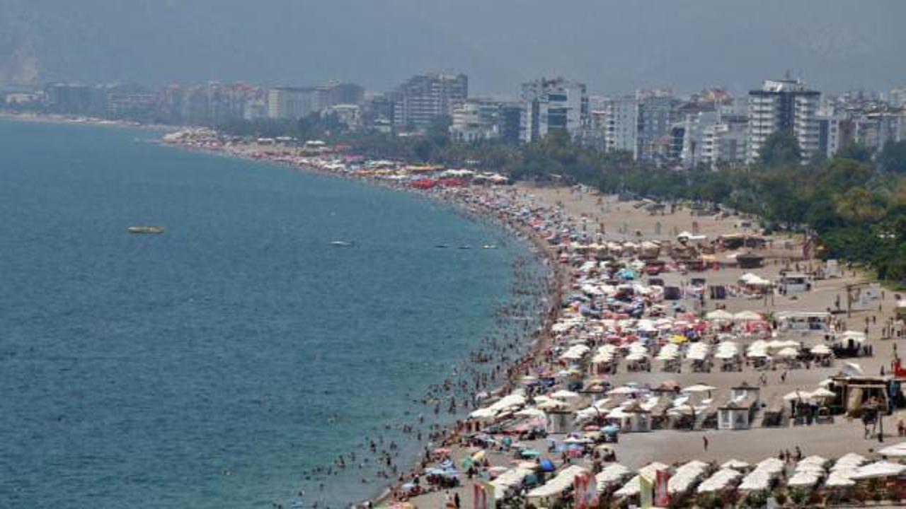 Antalya'ya bayramda tatilci yağdı!