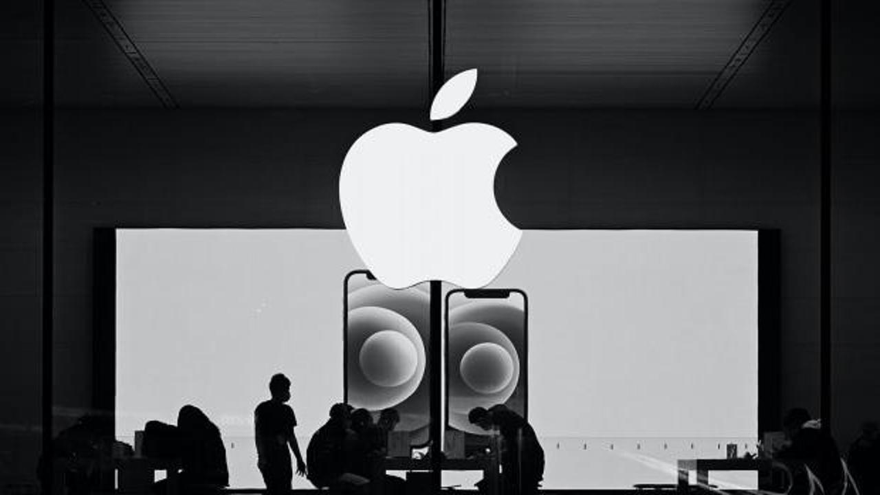 Apple hisseleri rekor kırdı... Piyasa değeri zirveyi yeniledi!