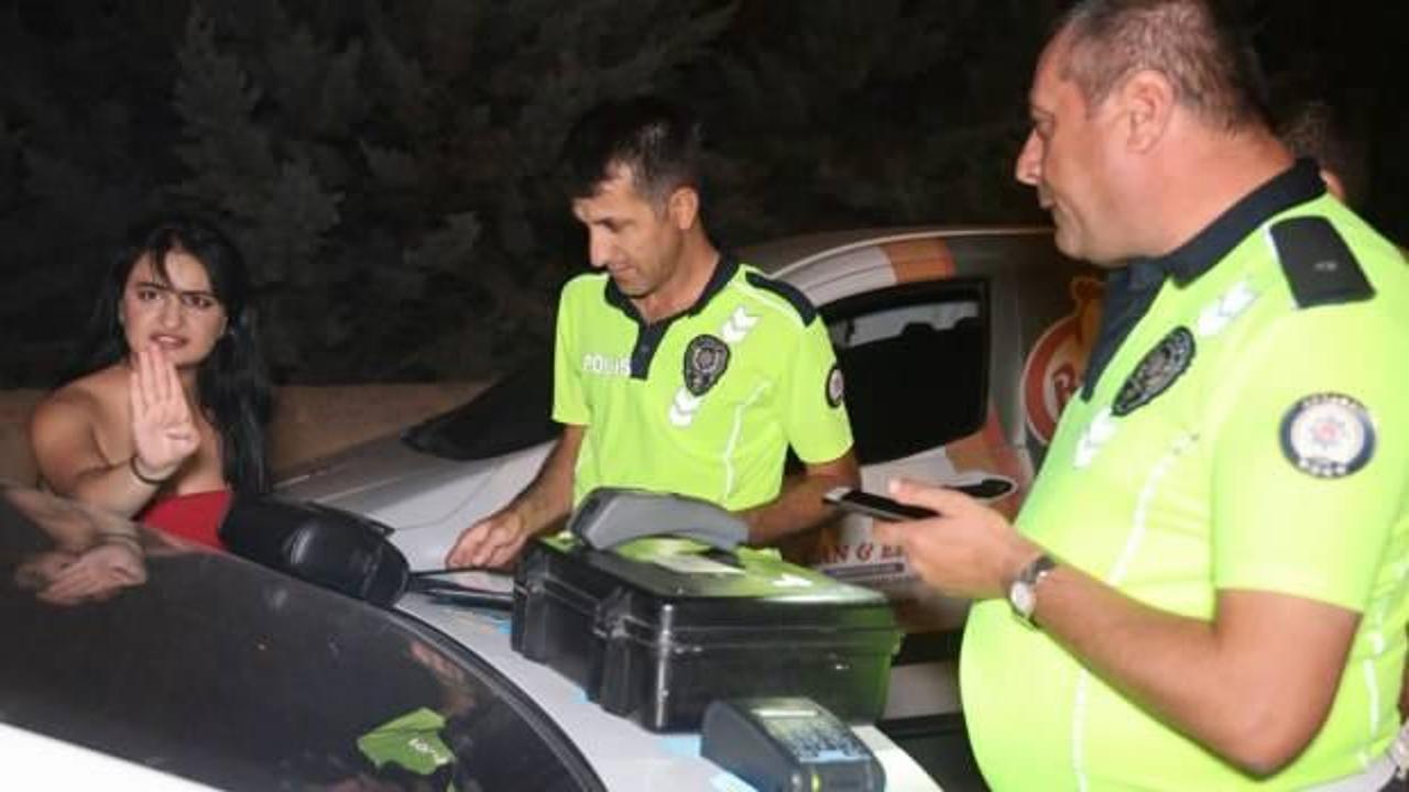 Arabanın içine saklandı, görüntülendiğini görünce gazeteciyi polise şikayet etti