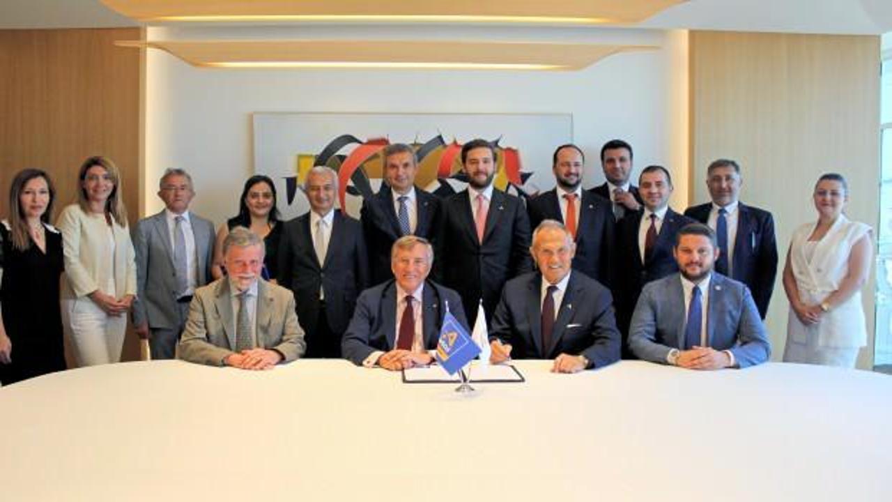 Artaş ve Eczacıbaşı Holding arasında yeni proje için imzalar atıldı