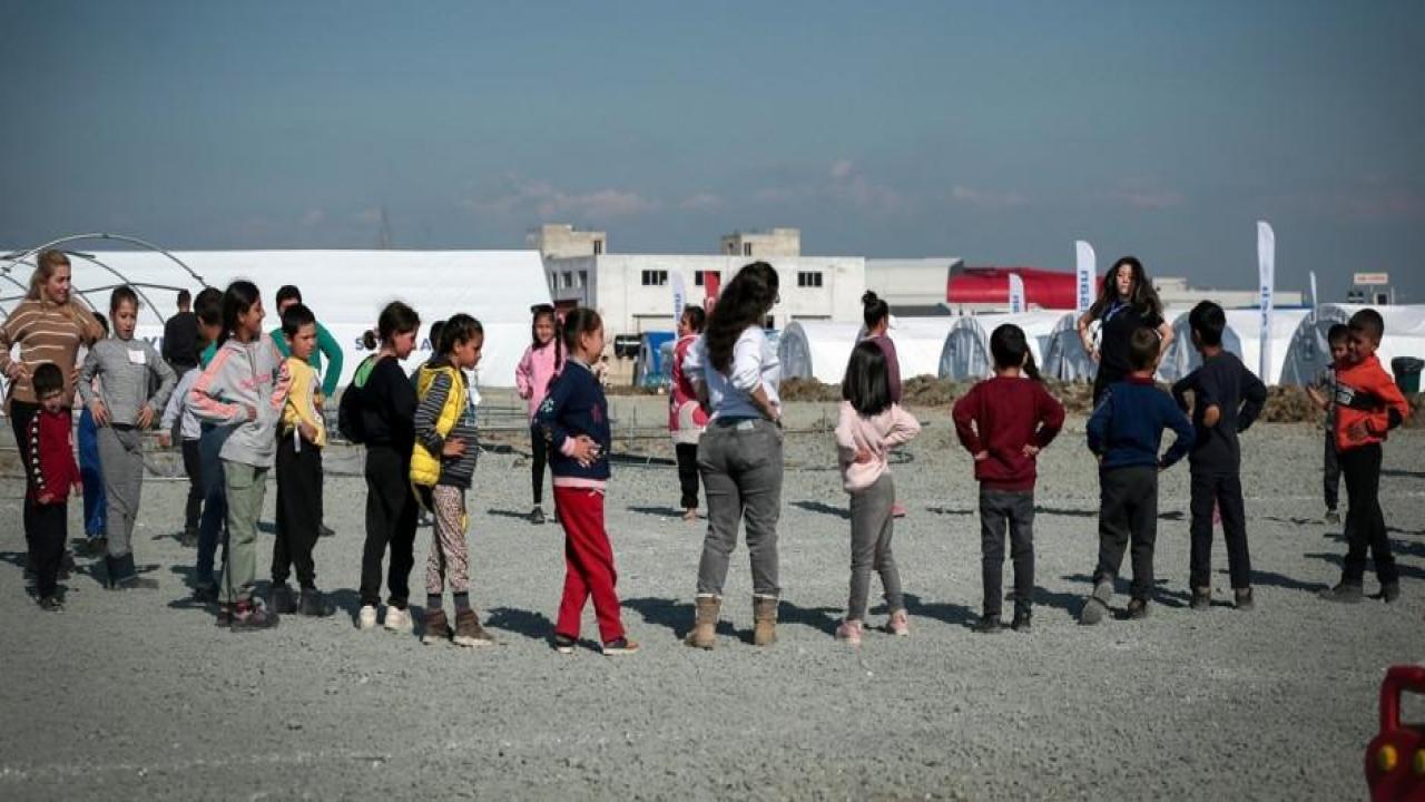 ASELSAN'ın kurduğu çadır kentte çocuklar oyunlarla eğleniyor