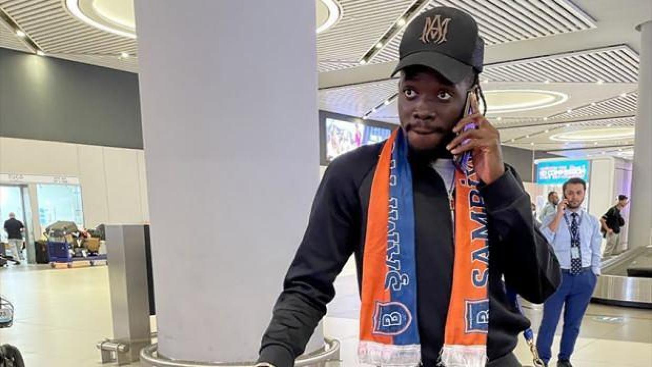 Aston Villa, Bertrand Traore'nin Başakşehir'e kiralandığını duyurdu