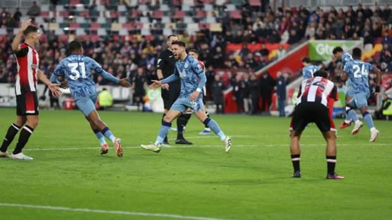 Aston Villa'nın zirve inadı! Liderlik koltuğuna göz dikti