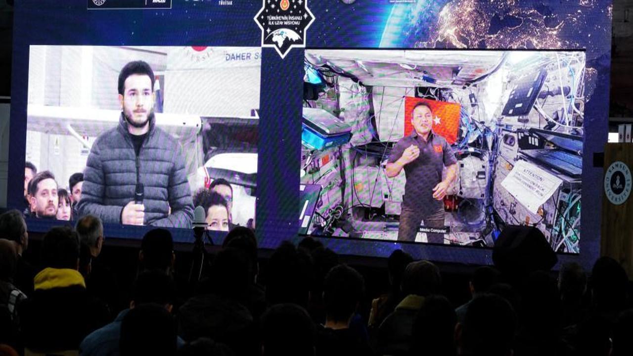 Astronot Alper Gezeravcı, uzaydan Samsun'a bağlandı