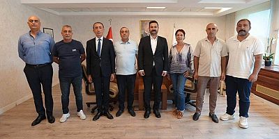 ATAŞEHİR BELEDİYESİ’NDE İŞÇİLER İÇİN İMZALAR ATILDI