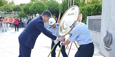 ATAŞEHİR’DE 30 AĞUSTOS ZAFER BAYRAMI TÖRENLE ANILDI