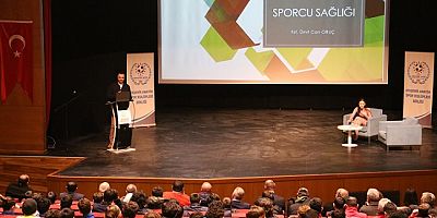 ATAŞEHİR'DE SPORDA SAĞLIK VE BESLENME PANELİ DÜZENLENDİ