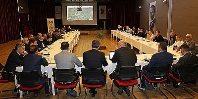 ATAŞEHİR’İN ULAŞIM VE TRAFİK SORUNLARI ÜZERİNE TOPLANTI YAPILDI