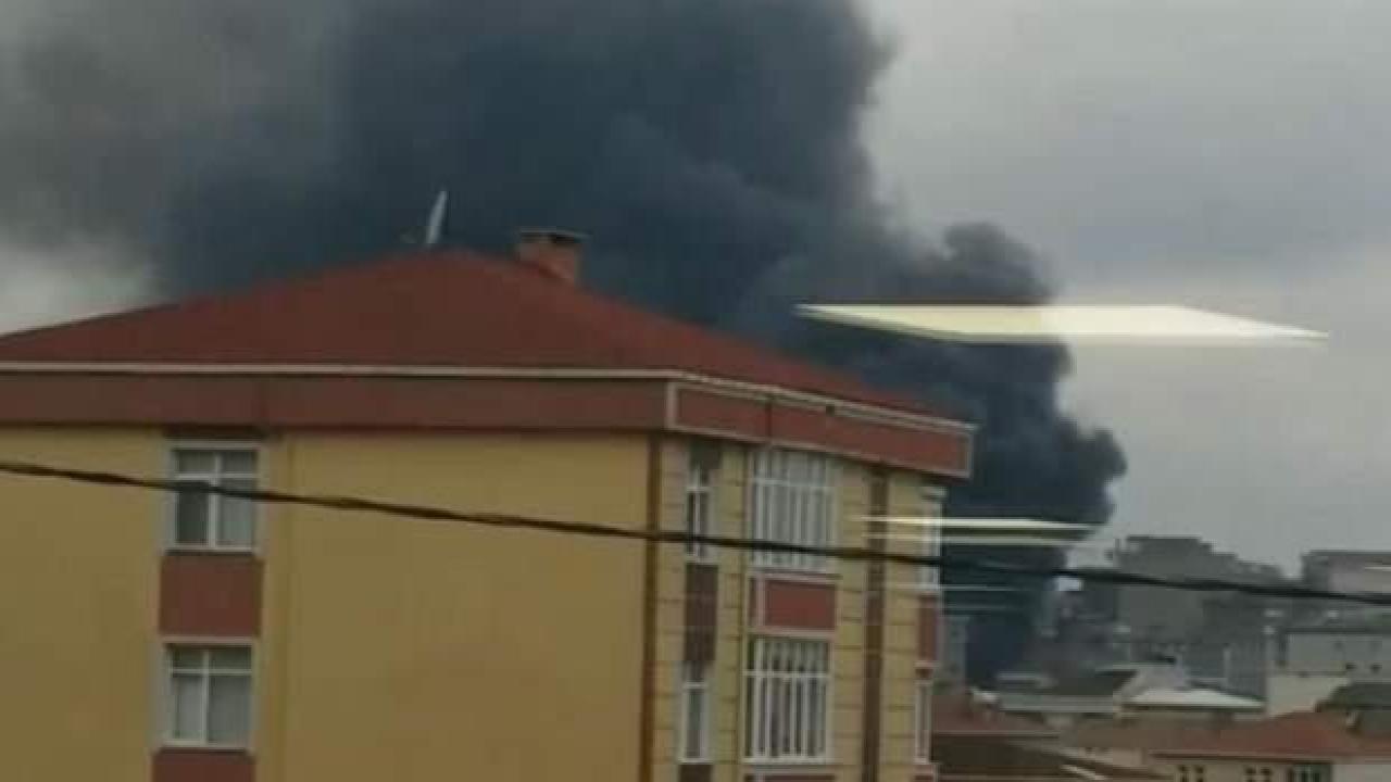 Ataşehir'de korkutan yangın