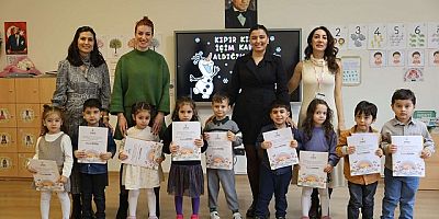 ATAŞEHİRLİ MİNİKLERİN KARNE HEYECANI