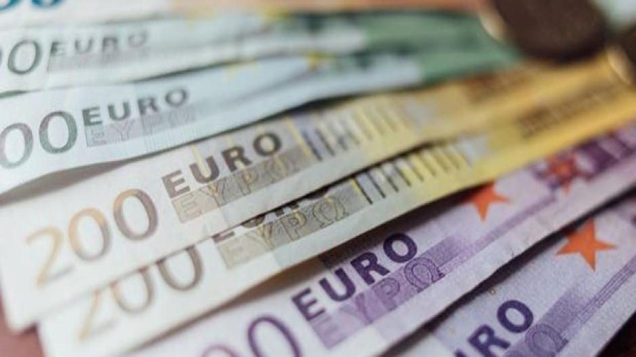 Avrupa tahvillerine talep rekor hızda 1 trilyon euroya ulaştı