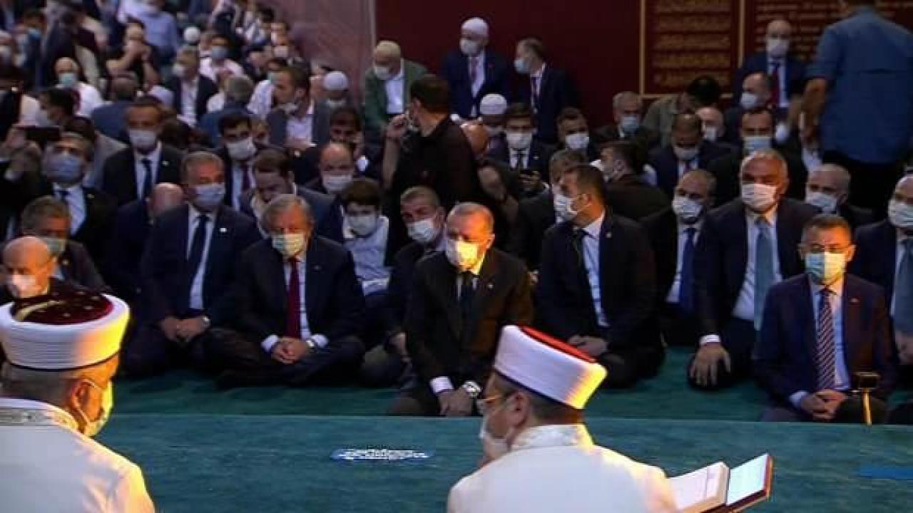 Ayasofya Camii iki yıl önce bugün ibadete açıldı