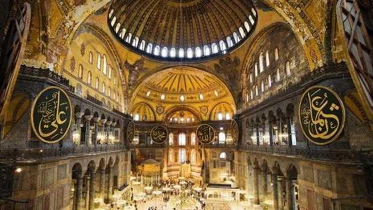Ayasofya restorasyona giriyor: Caminin kapatılacağı iddiaları yalanlandı