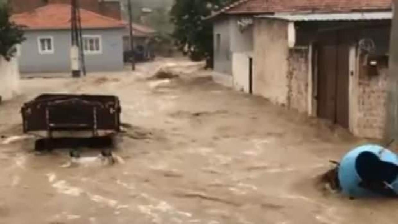 Aydın'da selin geldiği anlar böyle görüntülendi!
