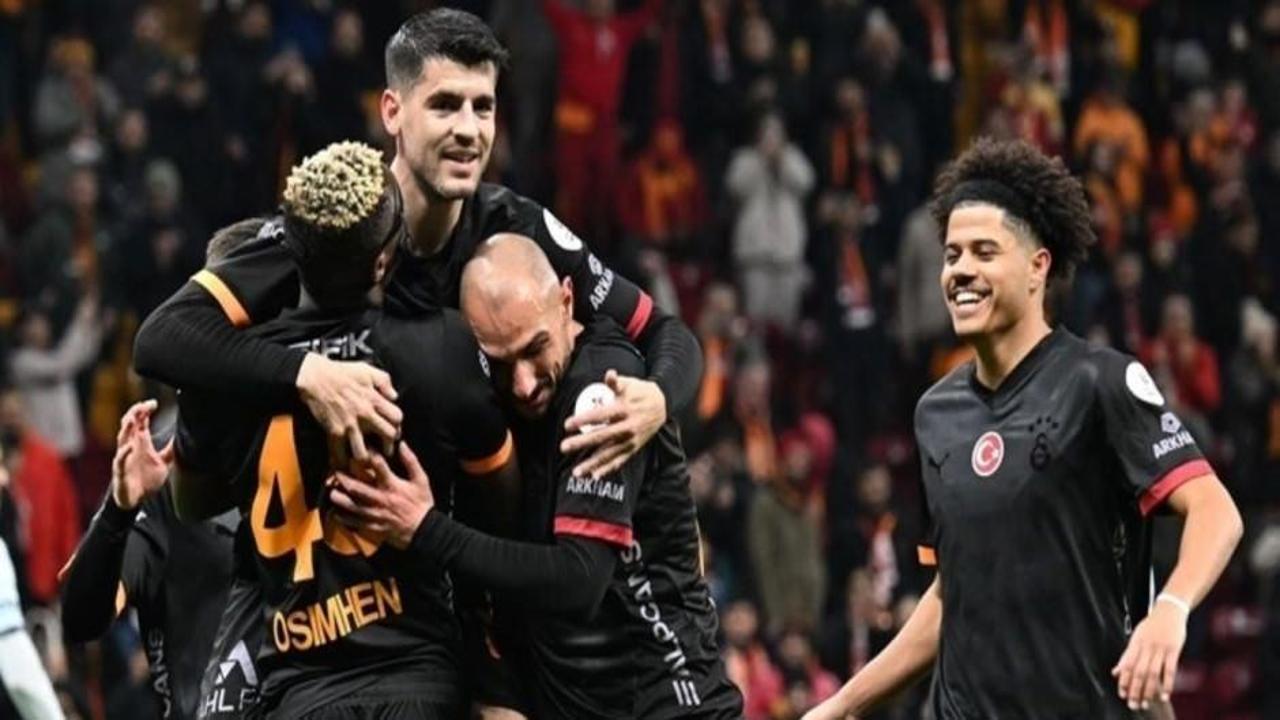 AZ Alkmaar-Galatasaray! Muhtemel 11'ler