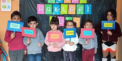 BAĞLAR BELEDİYESİ’NİN OKUL ÖNCESİ FAALİYETLERİNE KATILAN MİNİKLER, 20 KASIM ÇOCUK HAKLARI GÜNÜ’NÜ KUTLADI