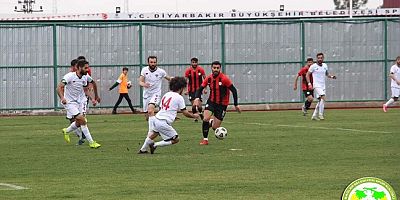BAĞLAR BELEDİYESPOR LİGDEN ÇEKİLİYOR