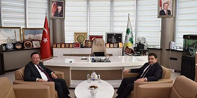 BAĞLAR KAYMAKAMI İSMAİL PENDİK’E  “ÜSTÜN HİZMET “ ÖDÜLÜ